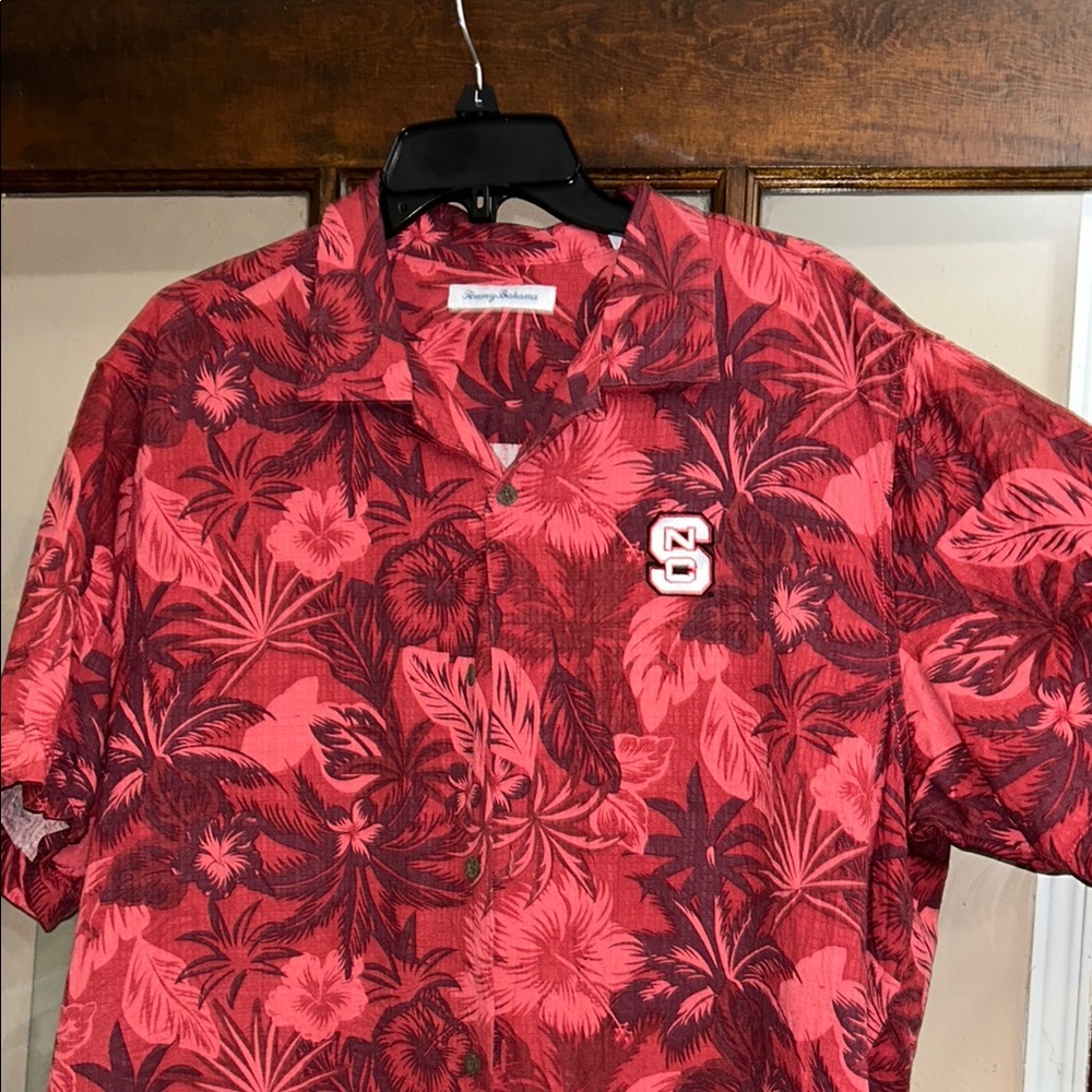 Tommy Bahama x NC State Men's Floral Shirt